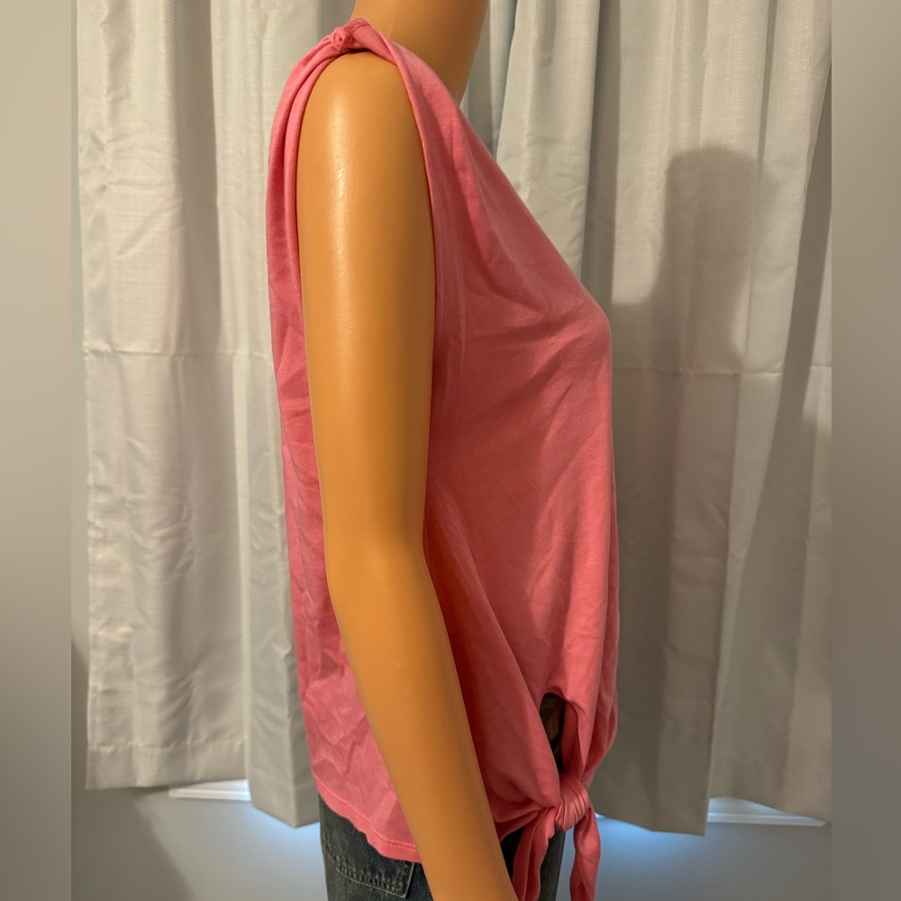 Cute Tommy Hilfiger size S pink knot front knot shoulder shirt NWT - Picture 7 of 8